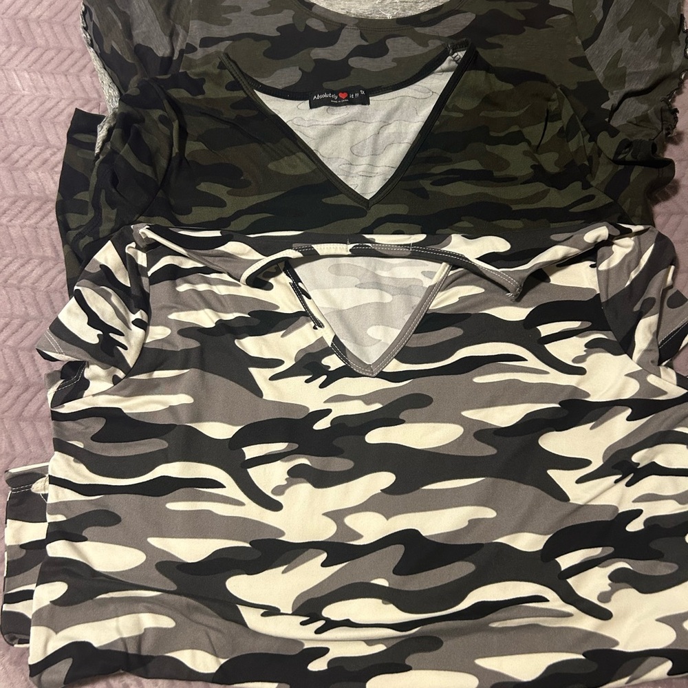 Absolutely Camouflage V-Neck Tops in Green and Gray , bundle 3